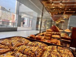 Persian&Turkish | Centro Comercial Aqua Multiespacio