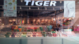Flying Tiger | Centro Comercial Aqua Multiespacio